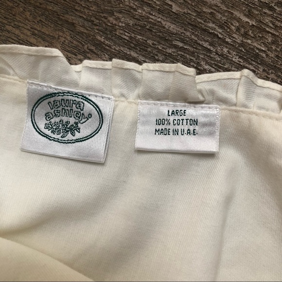 VTG LAURA ASHLEY Nightgown Cotton Victorian  L - Picture 4 of 5